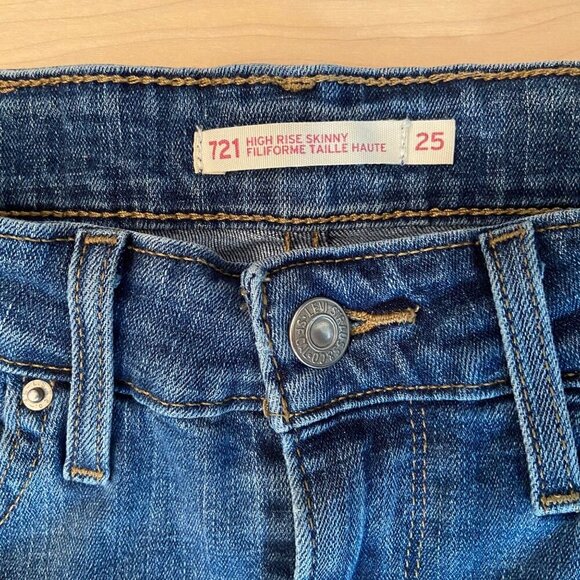 Levis Womens 721 High Rise waist Skinny Jeans Size 25 Blue Denim flattering sexy - Picture 2 of 11
